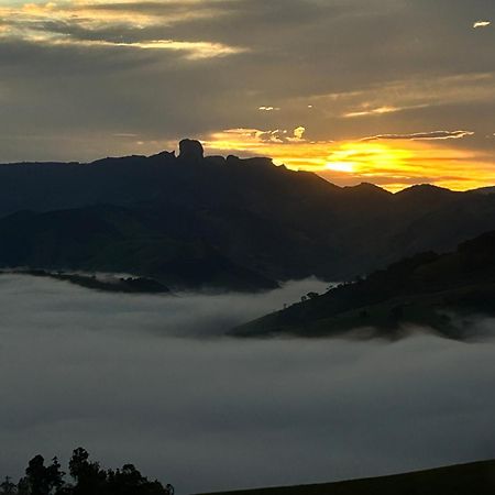 Pousada Terra Dos Passaros São Bento do Sapucaí Buitenkant foto