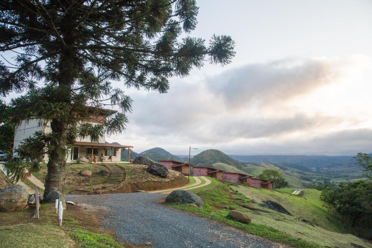 Pousada Terra Dos Passaros São Bento do Sapucaí Buitenkant foto