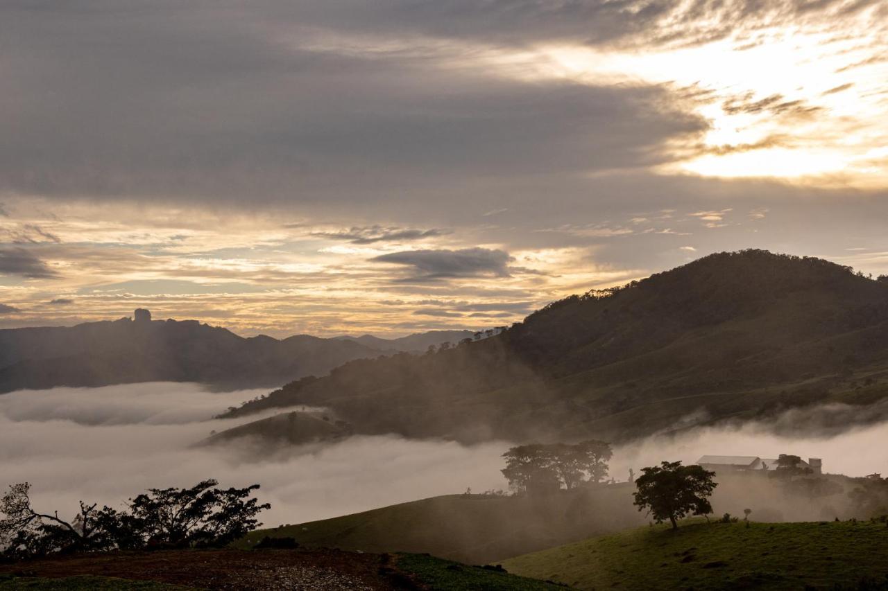 Pousada Terra Dos Passaros São Bento do Sapucaí Buitenkant foto